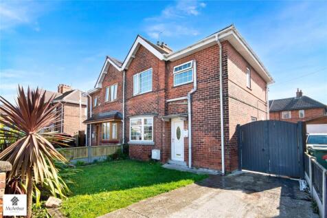 The Crescent, Harworth & Bircotes, Doncaster, South Yorkshire, DN11