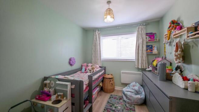 22 Meadowford Close, London, SE28 photo 4