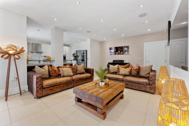 Kitchen/Dining Room