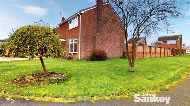 Front garden 2.jpg
