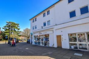 Flat 4, St Peters Court, High Street, Chalfont St Peter SL9 9QQ