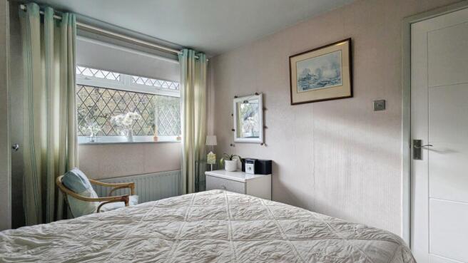 3 bed Town House for sale Image 11