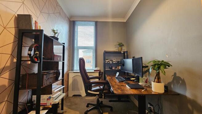 3 bed Terraced to rent Image 10