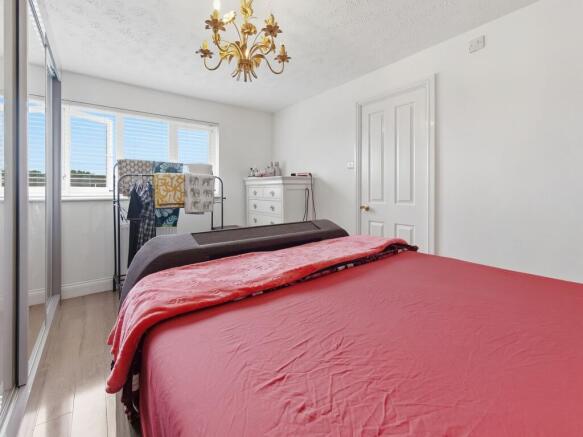 4 bed Detached for sale Image 12