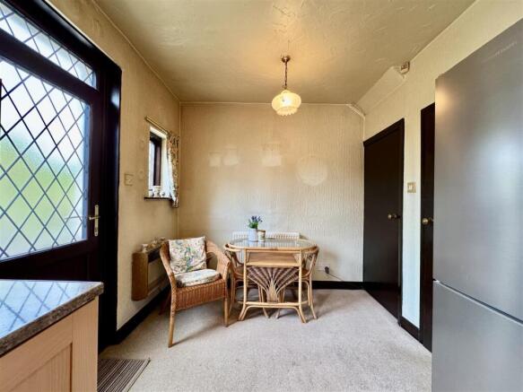 2 bed Terraced for sale Image 10