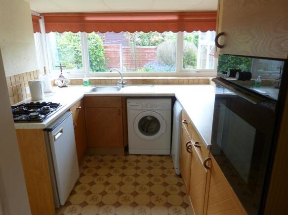 KITCHEN IMAGE TWO