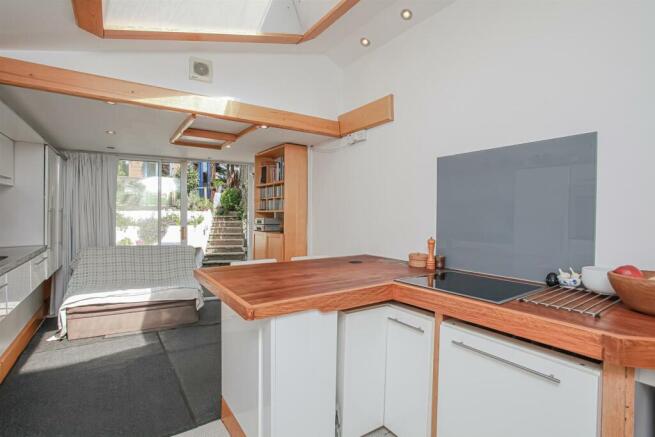 kitchen v.jpg