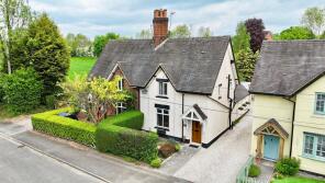 3, Trentwood Cottages, Newcastle Road, Stone ST15 0PS