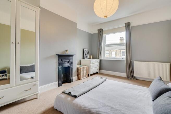 3 bed Terraced for sale Image 8