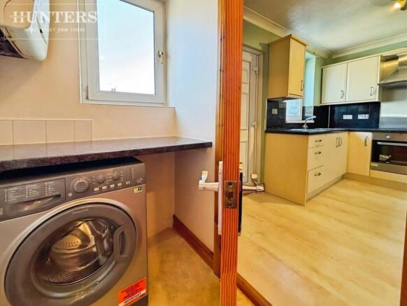 2 bed Semi-Detached for sale Image 6
