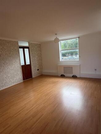 living room 1.jpg