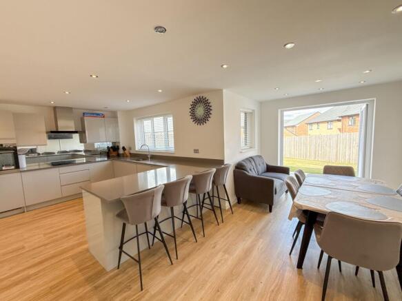 Dining Kitchen