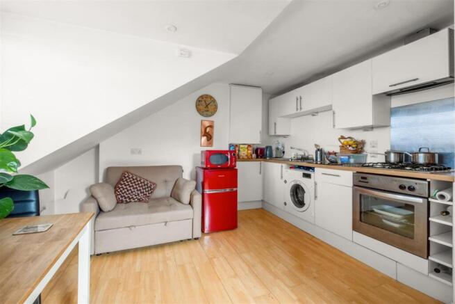 F4, 46 Denmark Villas-2.jpg