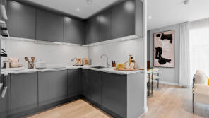 25, Passfield House, Plumstead Road, London SE18 7DX