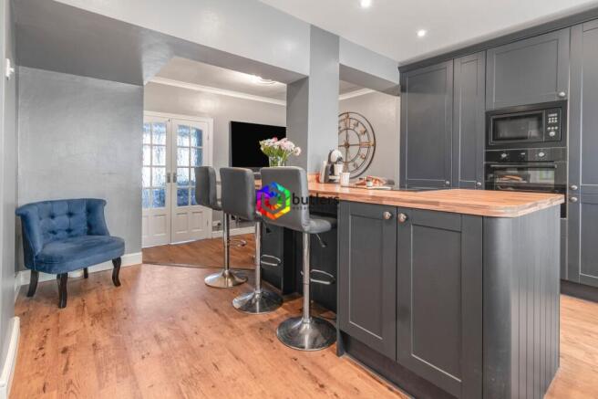 3 bed Semi-Detached for sale Image 12