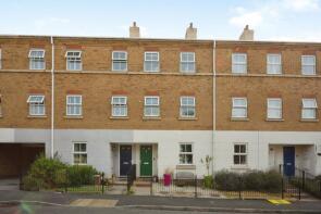 6, Flying Dutchman Way, Daventry NN11 9AD