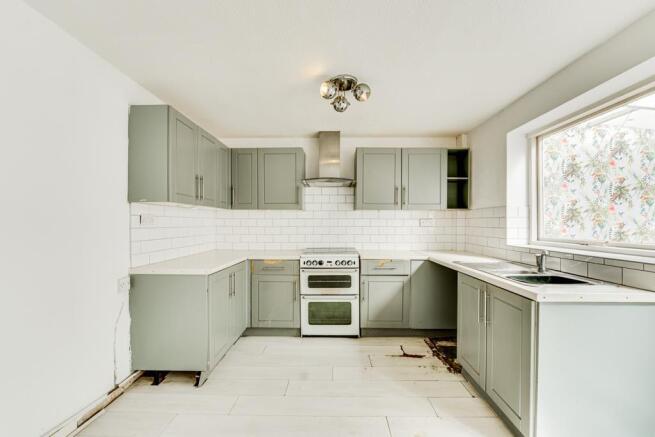 4 Douglas Court, Kettering-15.jpg
