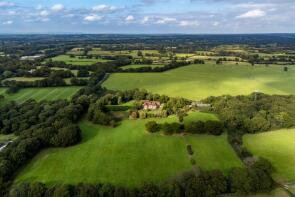 Grinstead House Farm, Littleworth Lane, Horsham RH13 8EJ