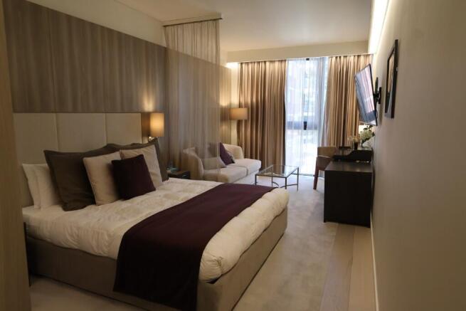 Deluxe Suite