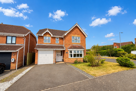 Cotswold Drive on Gonerby Hill Foot in Grantham