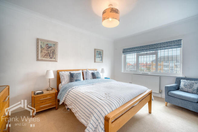 Flat 1, Manor Court, 376 Clifton Drive North, Lytham St. Annes, Lancashire photo 4