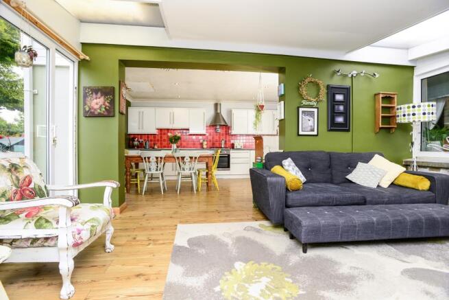 Dining Area (open pl