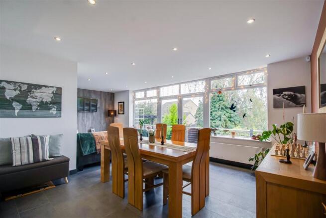 3 bed Detached for sale Image 5
