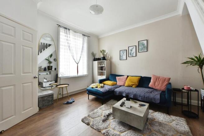 2 bed Terraced for sale Image 4