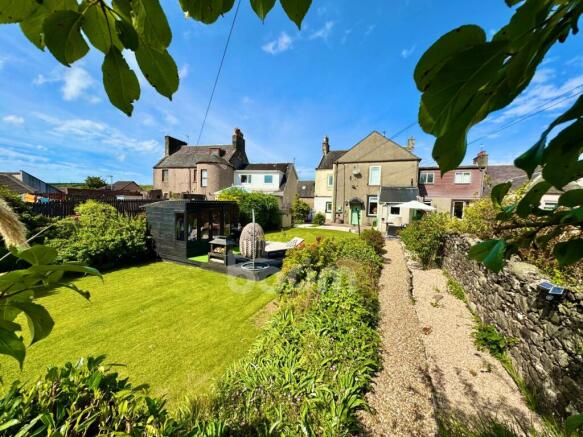 VENNEL STREET, DALRY GARDEN IMAGE