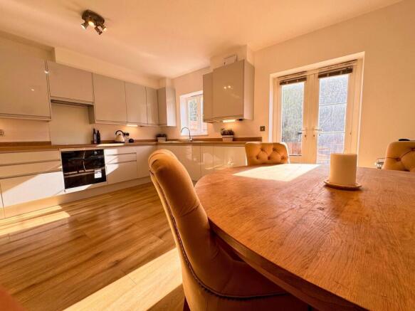 Kitchen Diner