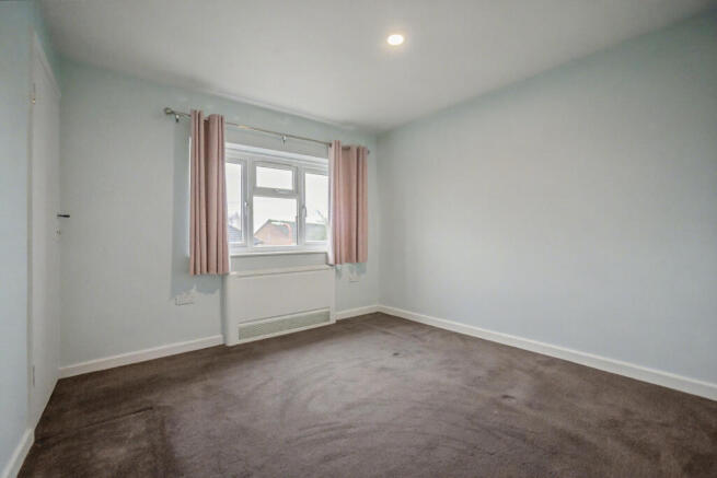 31 Nevill Road, Snodland, Kent, ME6 5HX