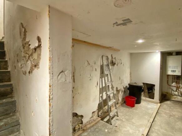 2 bed Terraced for sale Image 11