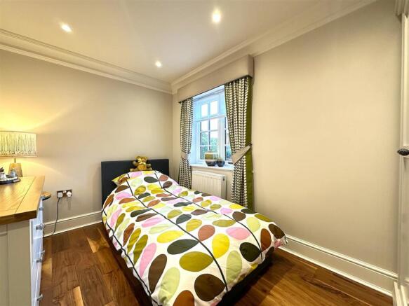 3 bed Detached for sale Image 11