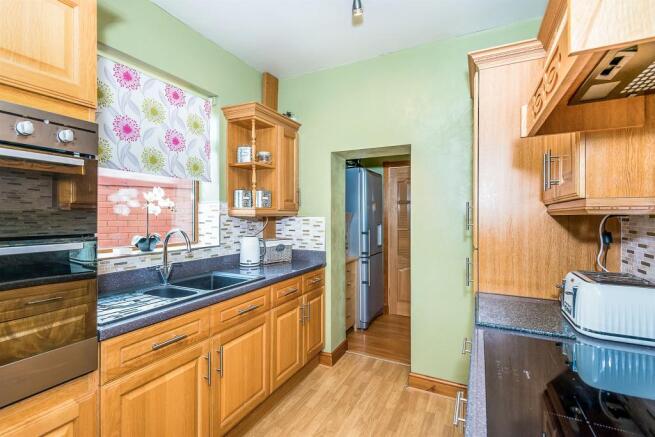 Fitted Kitchen: