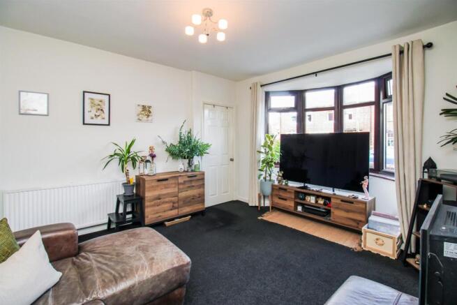 Firville Avenue, Normanton photo 4