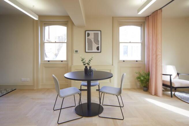32 Carnaby-min