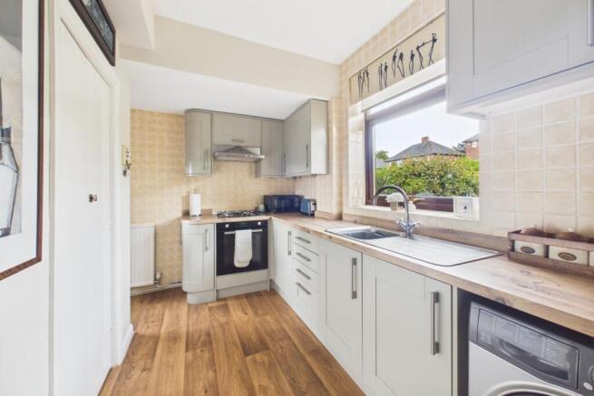 3 bed Semi-Detached for sale Image 7