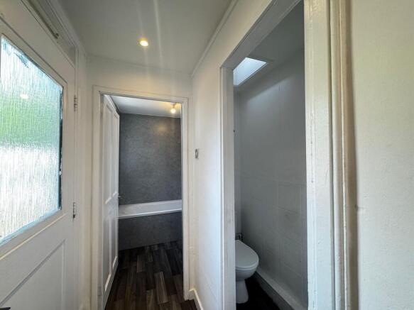 Bathroom / W.C