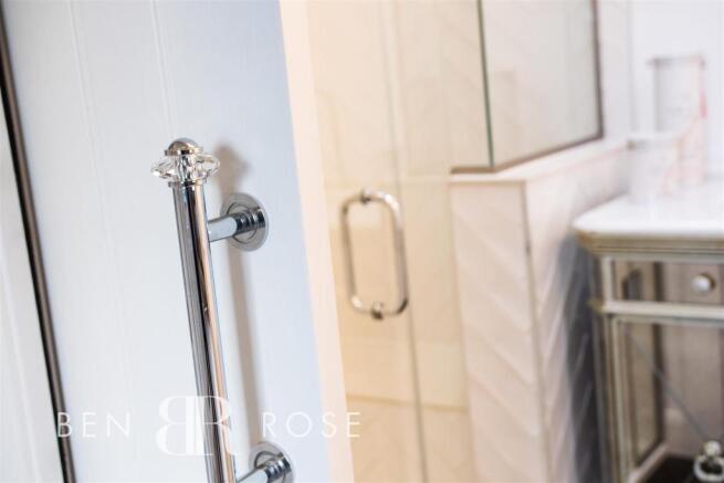 Master Ensuite