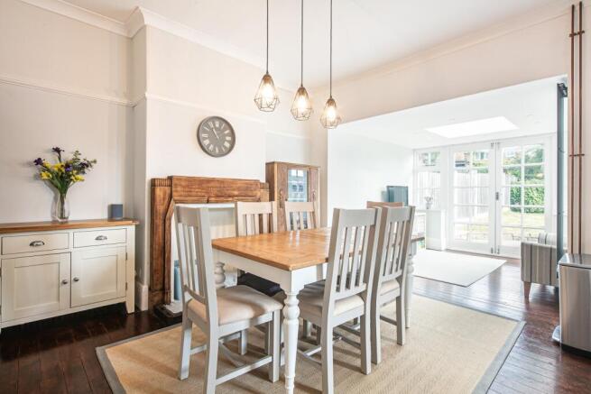 4 bed Semi-Detached for sale Image 7