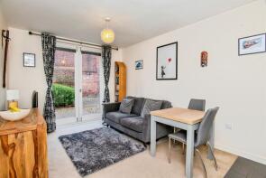 Flat 2, 22 Sansome Court, Sansome Place, Worcester WR1 1UA