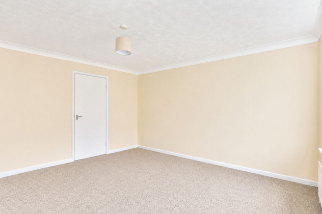 3 bed Terraced for sale Image 6