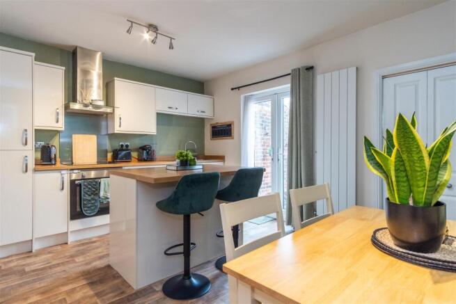Kitchen/Dining Room
