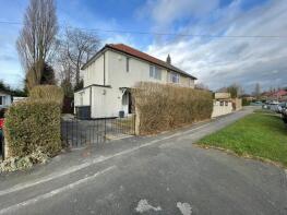52, Tynwald Drive, Moortown, Leeds LS17 5EA