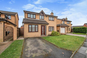 19, Claydon Drive, Radcliffe M26 3XA