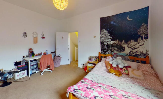 4 bed Terraced to rent Image 7