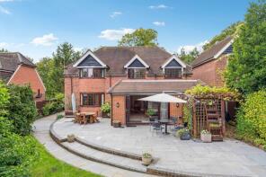 Glengariff, Crown Lane, Farnham Royal SL2 3SQ