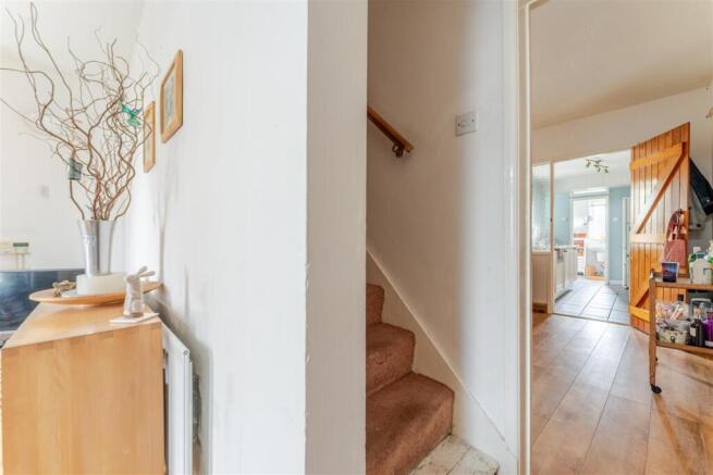 Terraced two bedroom period property in central Yatton location photo 4