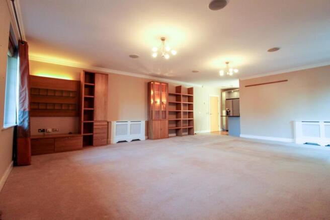 Lounge 2