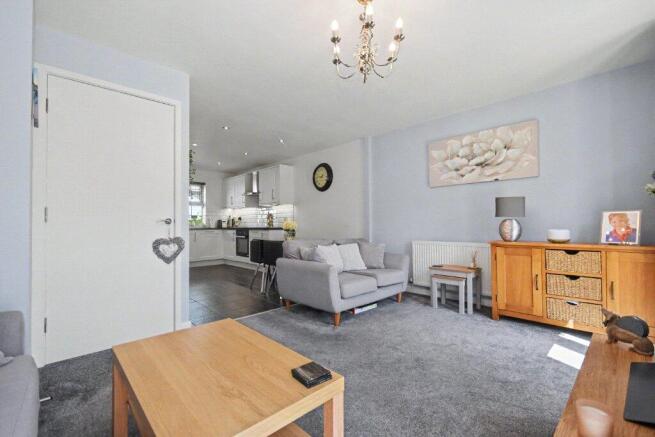 3 bed Town House for sale Image 7